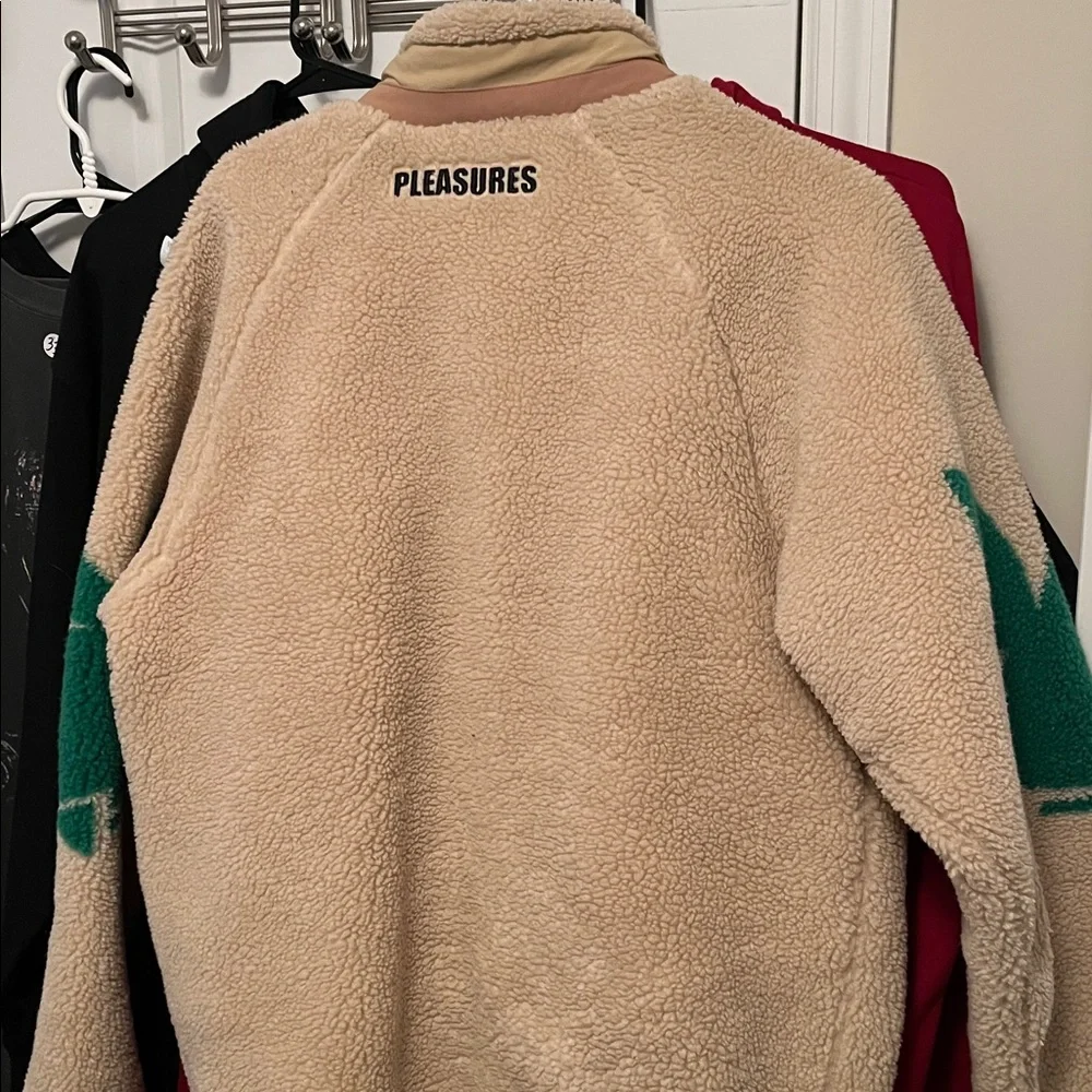 Rare Playboy x Pleasures Sherpa🔥🔥 - Picture 6 of 6